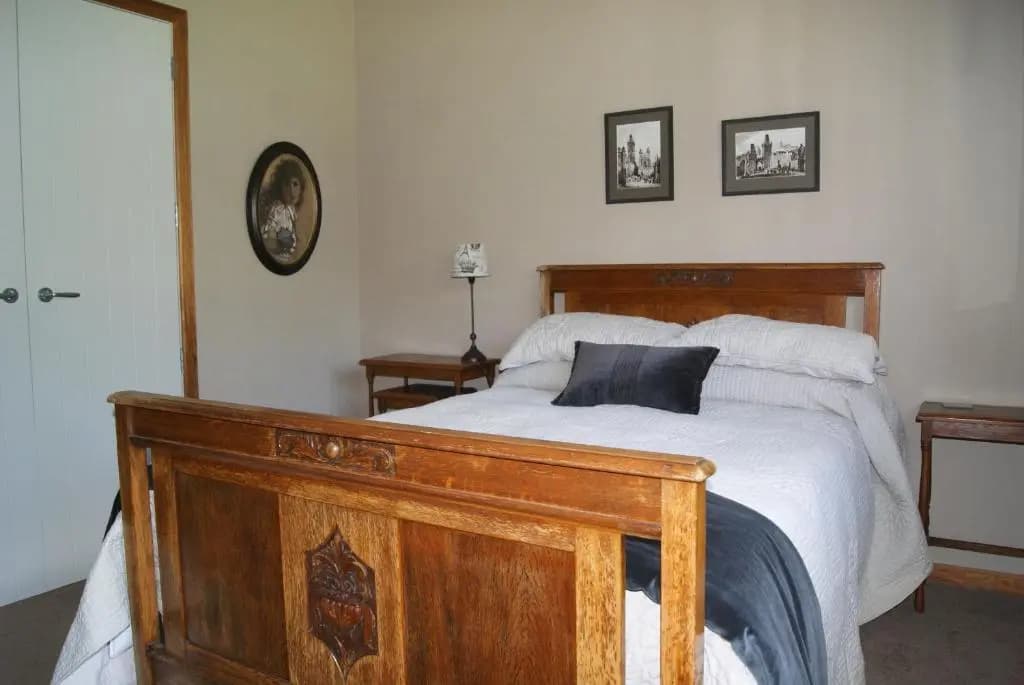 Standard Double room with garden view full double bed