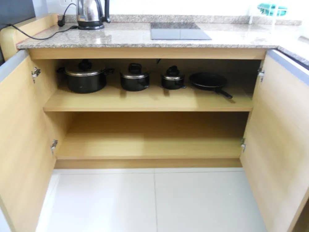 2 Bedrooms Comfort Apartment with balcony and with partial sea view