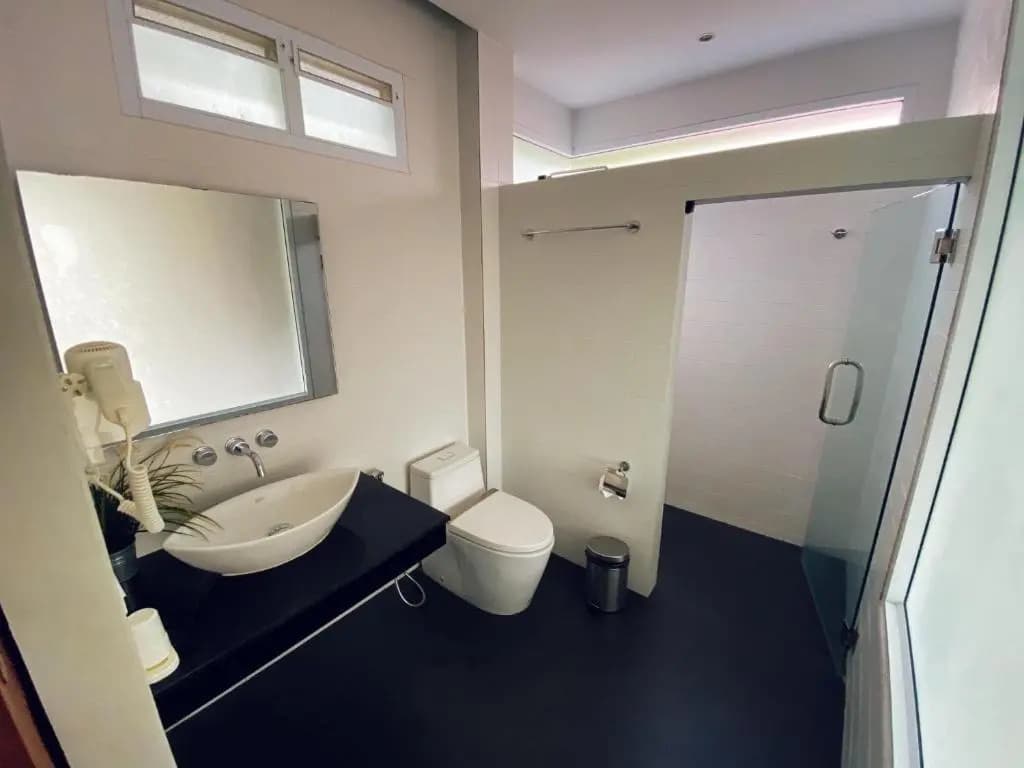 Deluxe Double room beachfront full double bed