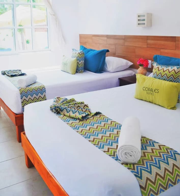 2 Bedrooms Family Suite with partial ocean view