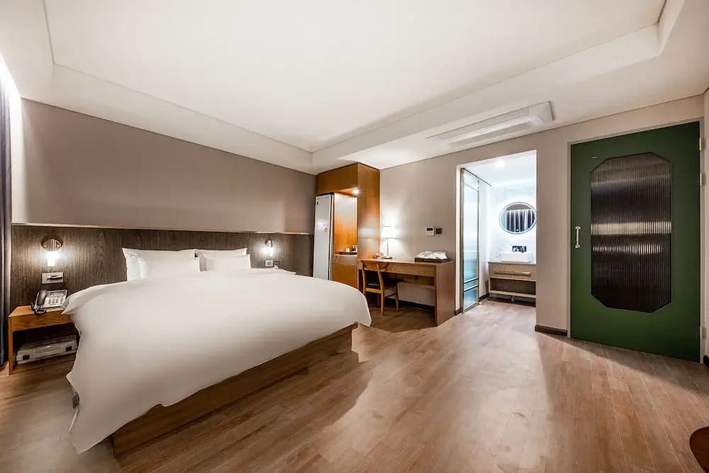 Premium room