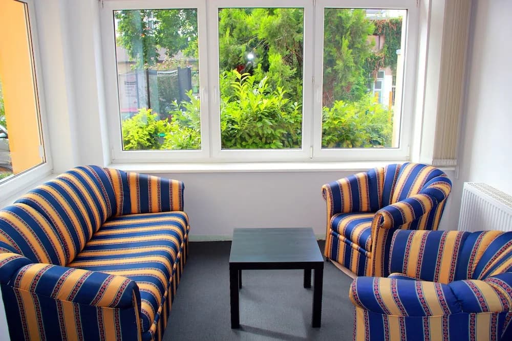 Comfort room