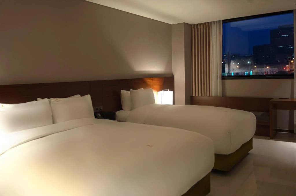 Double Family Suite twin beds