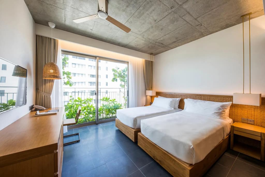 Deluxe Double room with balcony twin beds