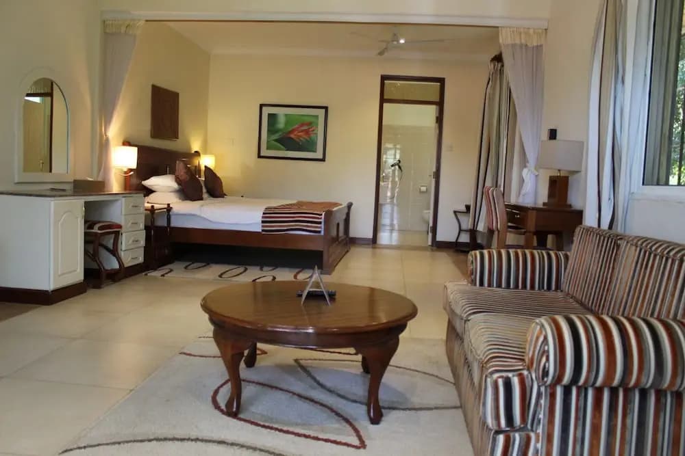 Standard Double room with balcony and with garden view full double bed