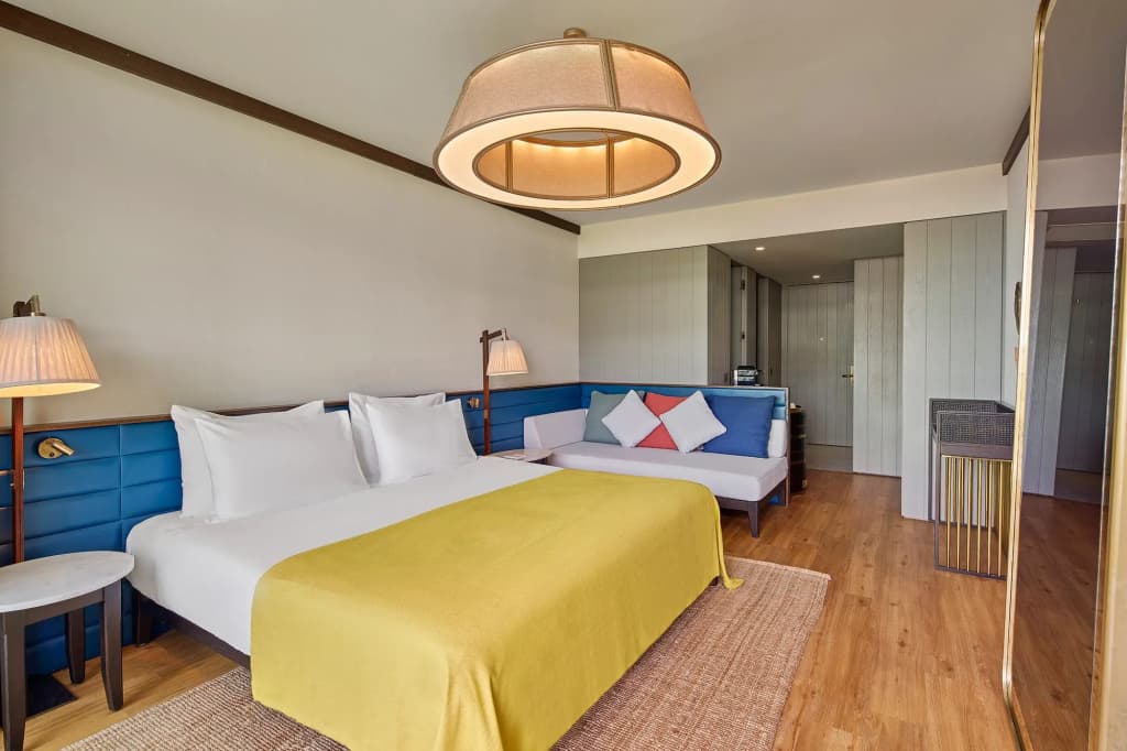 Standard Main Building Double room with side sea view full double bed
