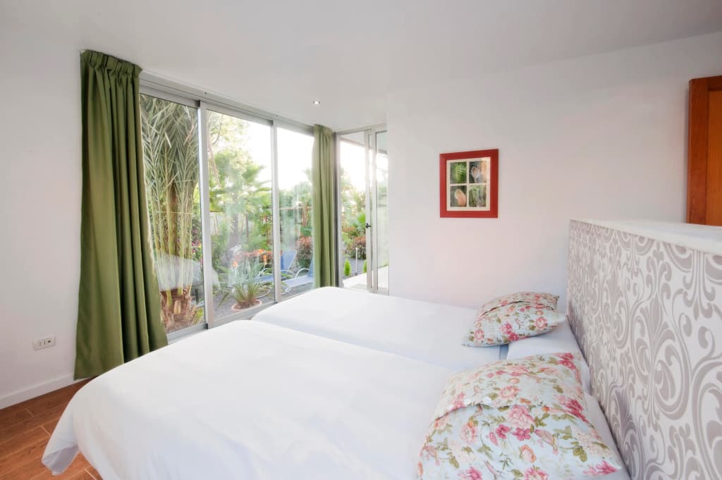 Superior Double Apartment twin beds