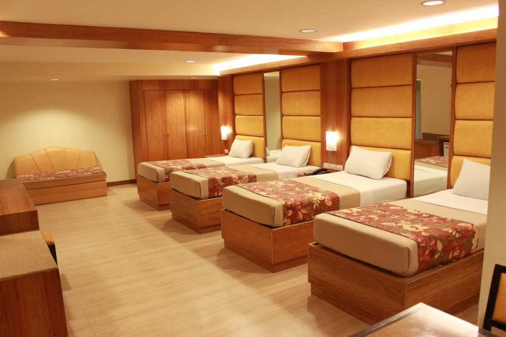 1 Bedroom Standard Quadruple room