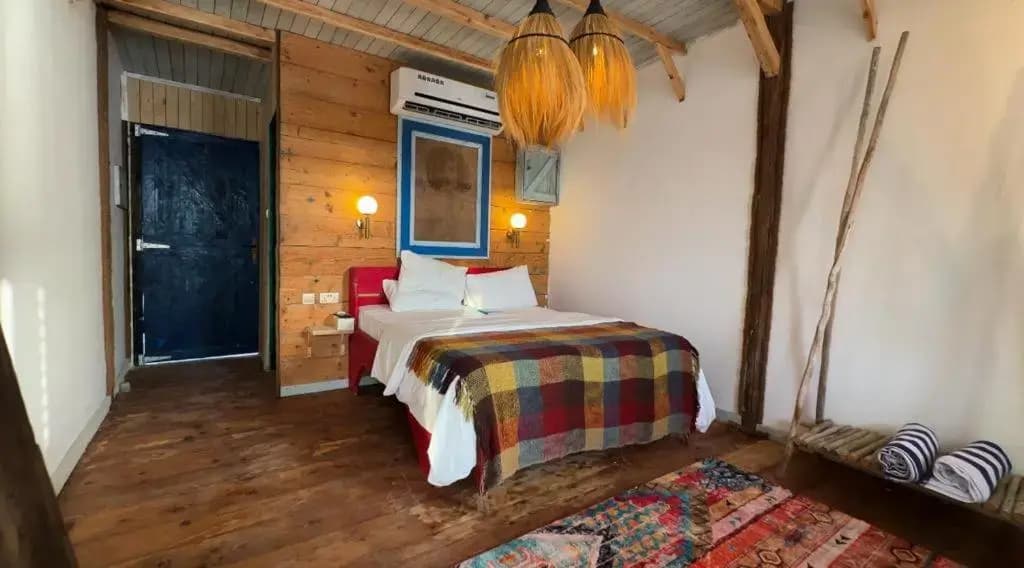 Standard Double room with balcony and with sea view full double bed