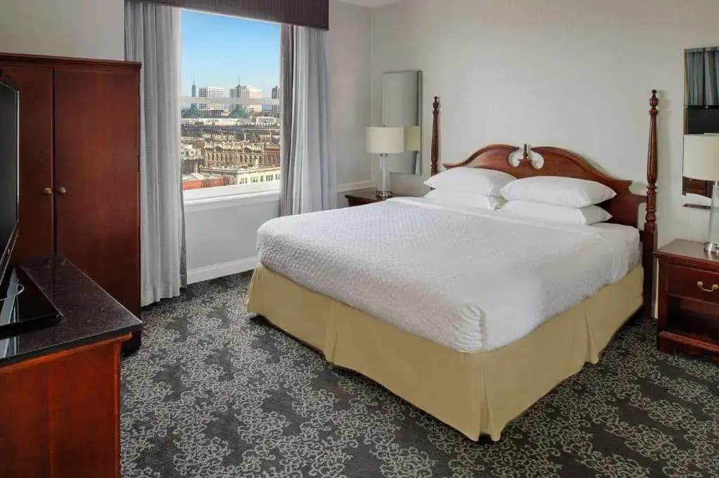 1 Bedroom High Floor Suite