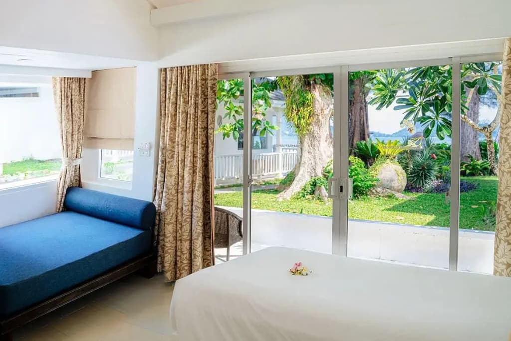 Beachside Double Cottage twin beds