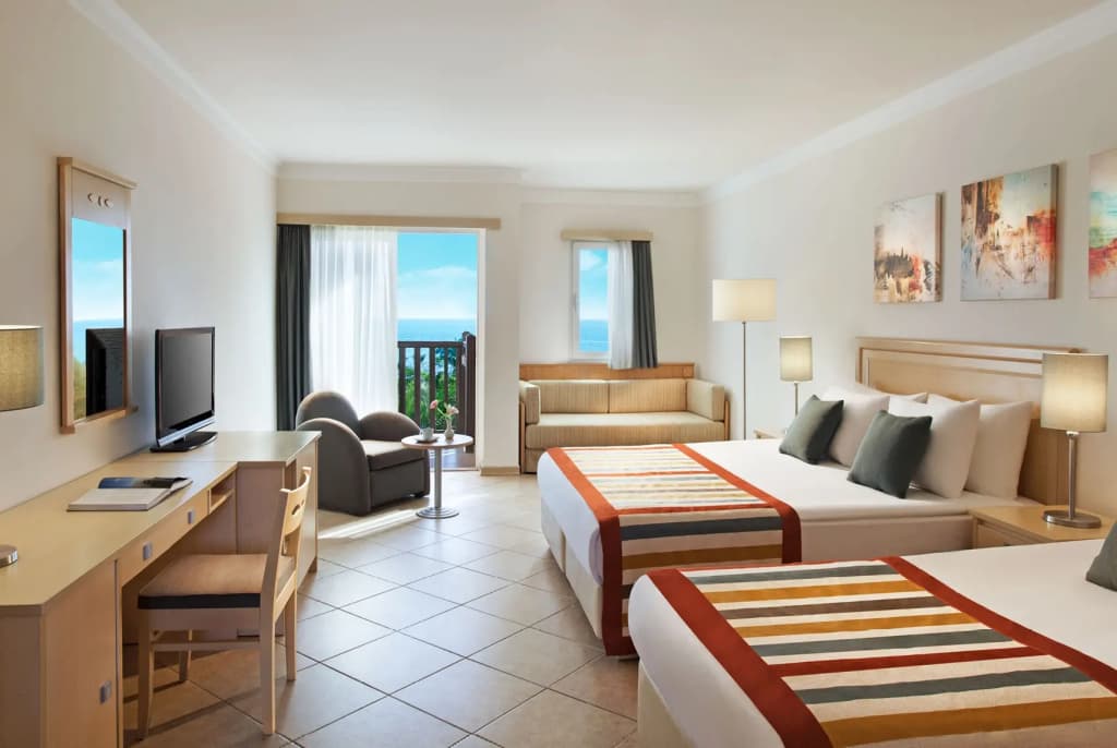 Superior Triple room