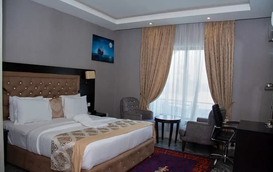 Executive Deluxe Double room full double bed