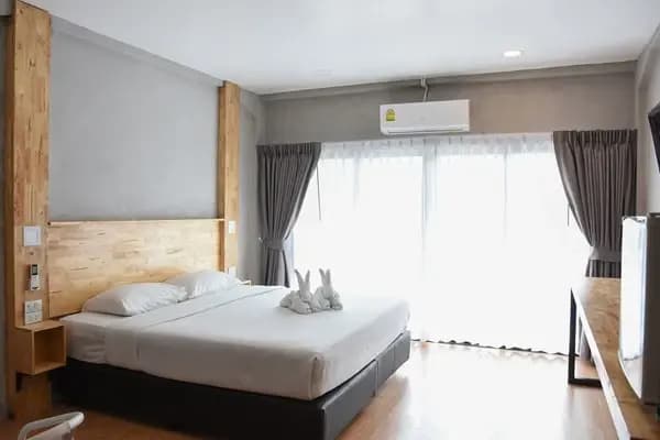 Standard Double room with balcony full double bed