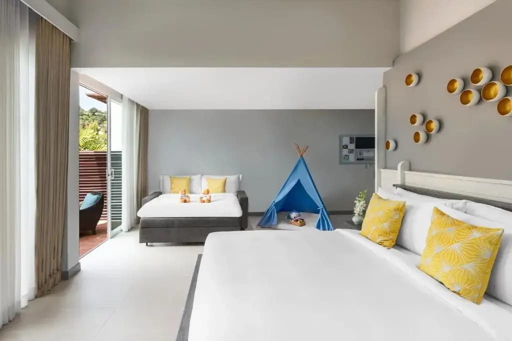 Double Avani Suite full double bed