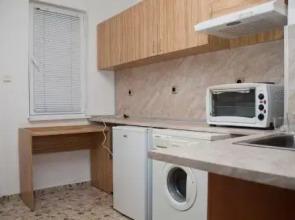 Burgas Rooms And Studios