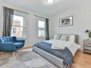 Modern 4br/2ba Condo in North End by Domio