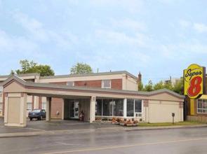Super 8 Motel - Kingston