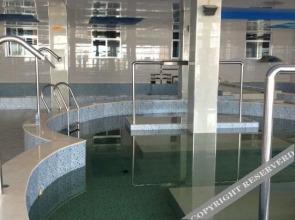 Bihai Hot Spring Holiday Hotel