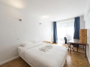 Luxembourg Gardens Hideaway