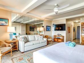 K B M Resorts- Wh1-1218 Stunning Studio, Whale Watching, big Ocean Views, Steps to Beach!