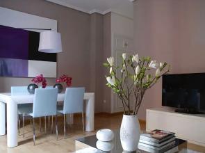 Puerta del Sol Stylish Aparments by Allô Housing