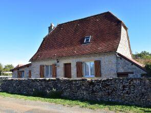 Authentic Holiday Home With Private Swimming Pool and Stunning View in France