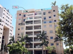 3BR balcony Hayarkon Tel Aviv