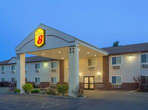 Super 8 by Wyndham Blackfoot