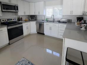 Casa806 Men Only Guest House