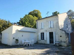 Maison T5 "Le Roquet" et jardin 2000m2