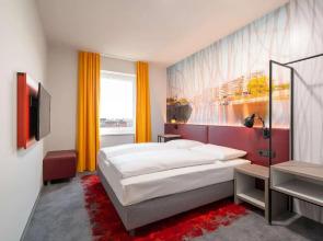 Campanile Duisburg City