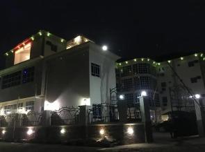 Toprate Luxury Hotel