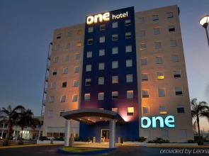 One Monterrey Aeropuerto