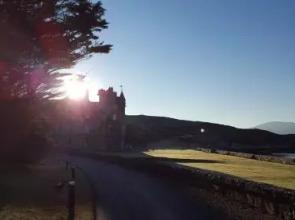 Amhuinnsuidhe Castle