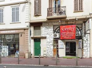 Jean Jaures Apartment 1