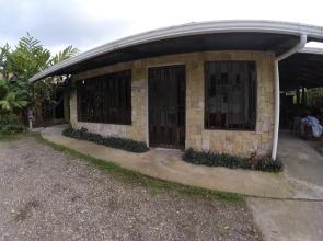 Cabinas Pura Vida Bed & Breakfast