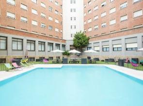 Residencia Universitaria Barcelona Diagonal - Campus Accommodation Hostel