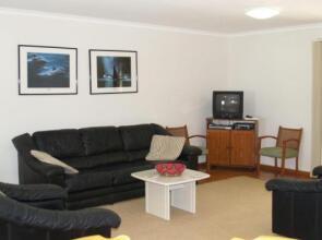 Rocky Beach Cottage 26 Pacific Drive