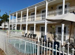 White Lace Motor Inn