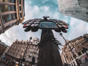 Amazing and Modern two Bedroom apt in the Heart of Soho / Central London