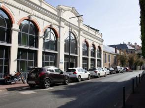 Spacious 3-bdr Apartment Near La Grande Plage