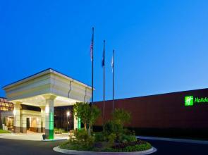 Holiday Inn Washington-Dulles International Airport by IHG