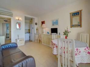 IMMOGROOM- Sea view - Center- AC- Front of the beaches