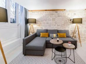 Spacious and Charming Flat on île de la Cité