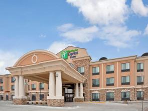 Holiday Inn Express Hotel & Suites Hays by IHG