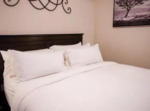 2 Bedroom Lake View Villa- 605