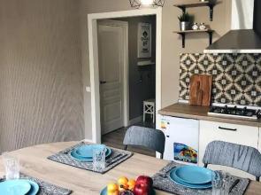 Downtown Modern Studio