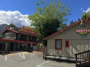 Piazza's Pine Cone Inn