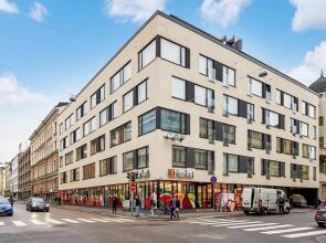 Sleek and Spacious 3 BR Apartment in City Centre